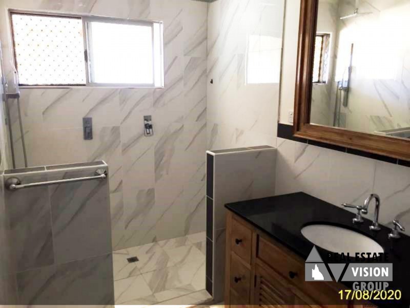 10 Mangrove St, Blackwater QLD 4717