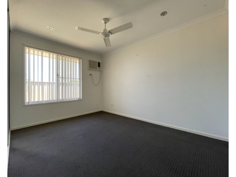 32 Manna Street, Blackwater QLD 4717