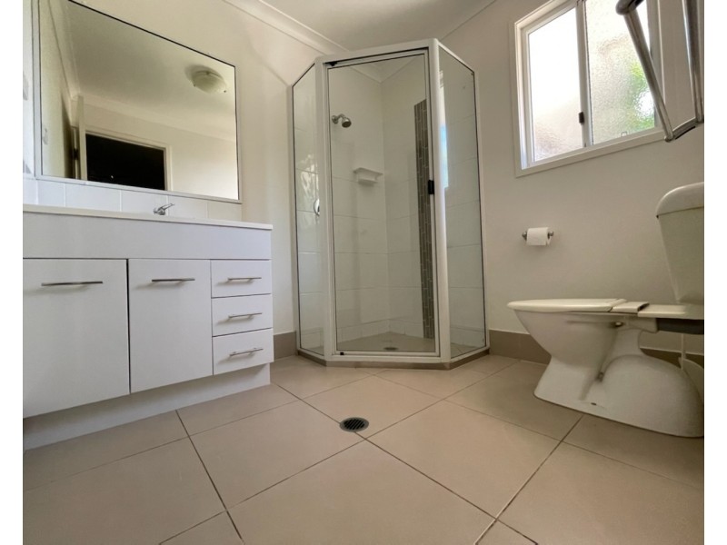 32 Manna Street, Blackwater QLD 4717