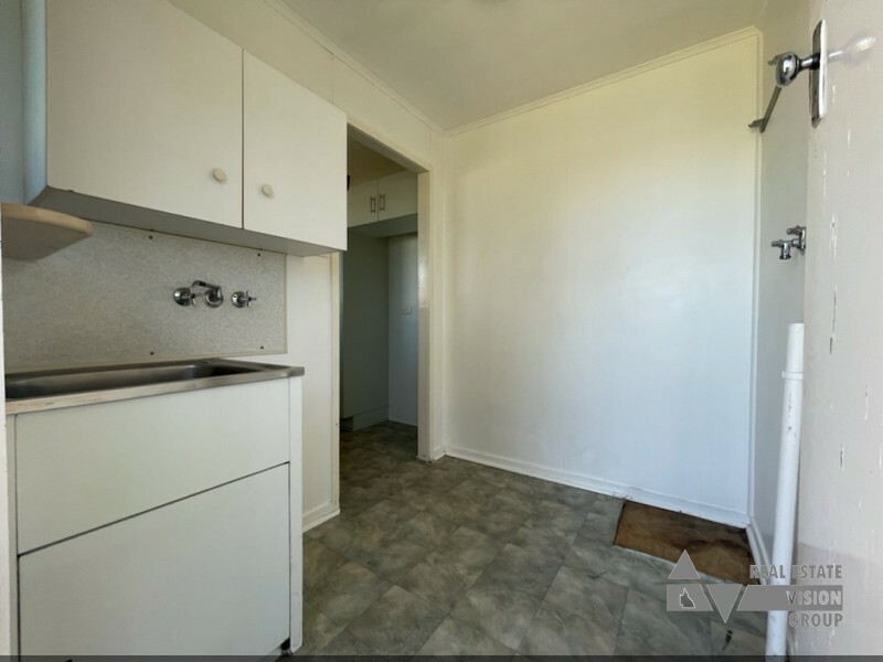 10 Oak Street, Blackwater QLD 4717