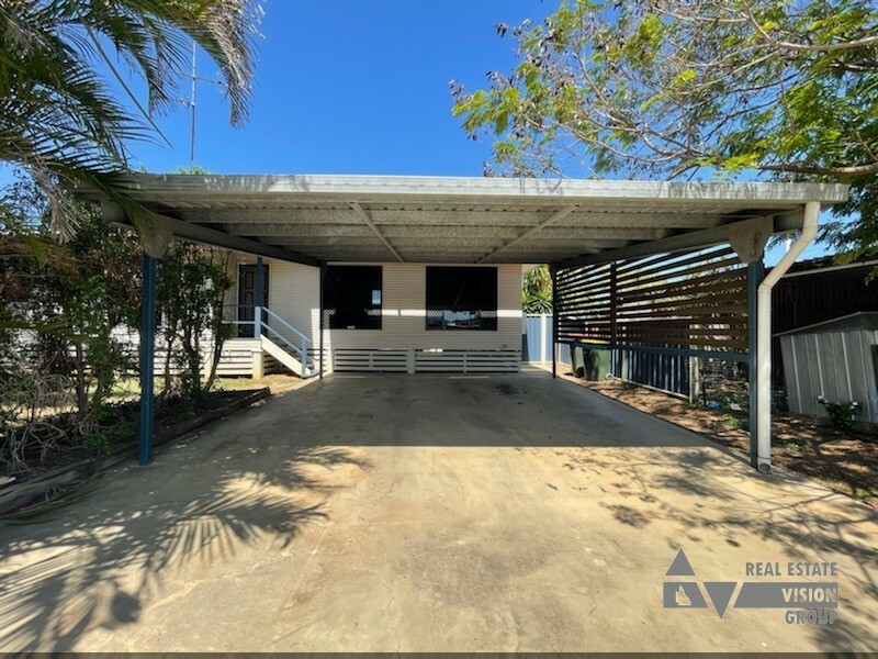 10 Oak Street, Blackwater QLD 4717