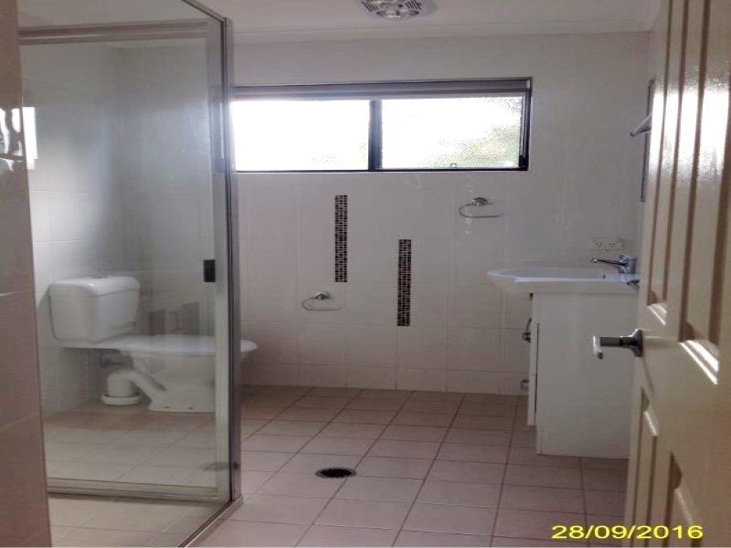 65 Stower, Blackwater QLD 4717