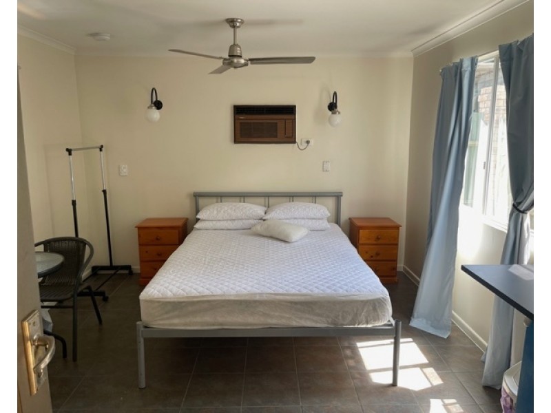 2/23 Keilambete Rd, Rubyvale QLD 4702