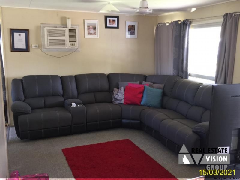 17 Lawless St, Blackwater QLD 4717