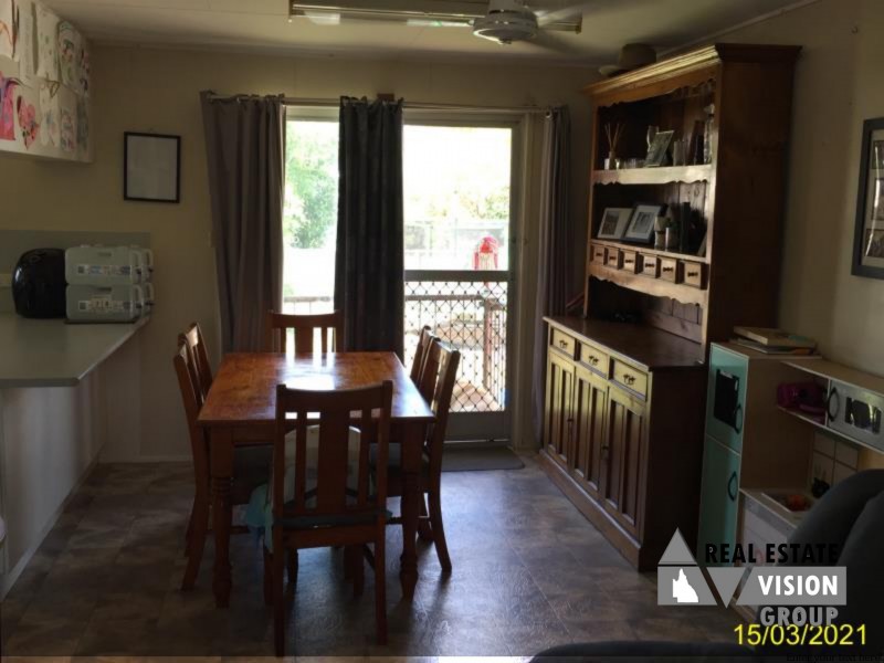 17 Lawless St, Blackwater QLD 4717