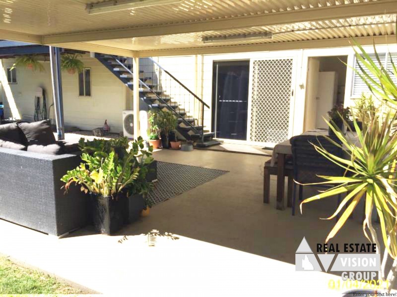 4 Bredhauer St, Blackwater QLD 4717