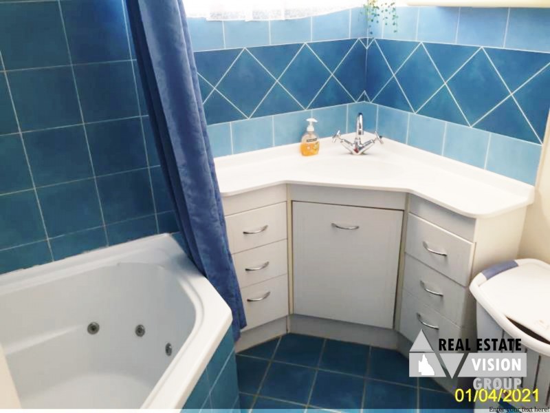 4 Bredhauer St, Blackwater QLD 4717