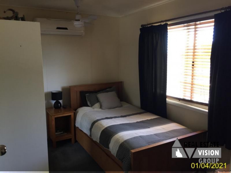 4 Bredhauer St, Blackwater QLD 4717