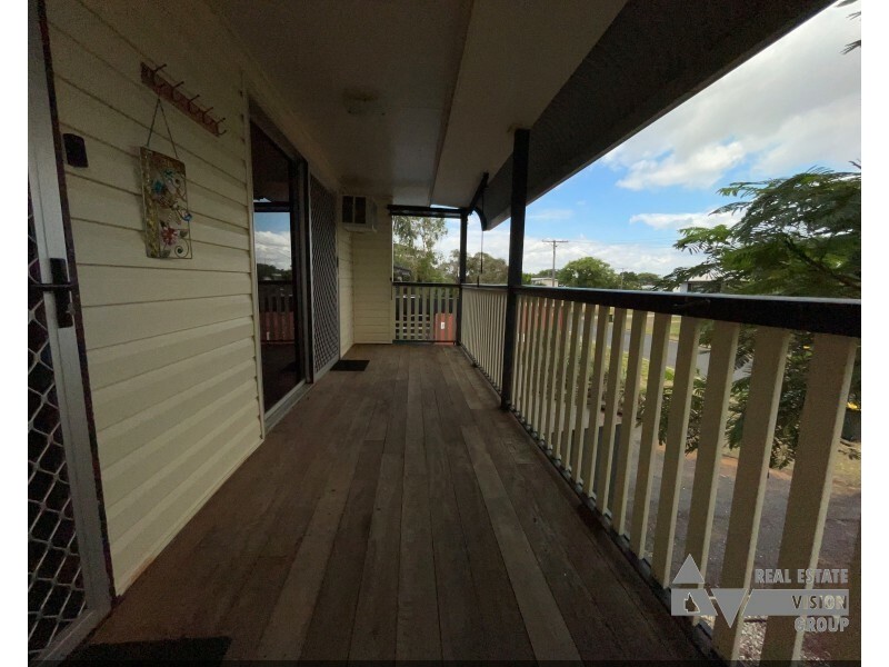 51 Taurus St, Blackwater QLD 4717
