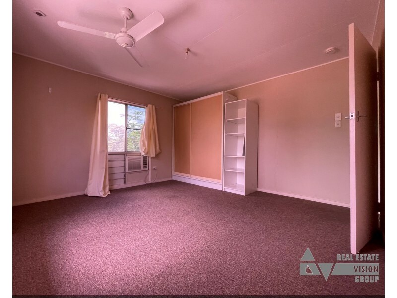 51 Taurus St, Blackwater QLD 4717