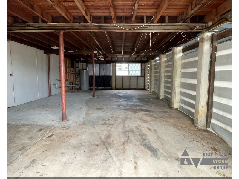 51 Taurus St, Blackwater QLD 4717