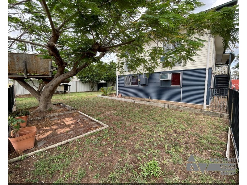 51 Taurus St, Blackwater QLD 4717