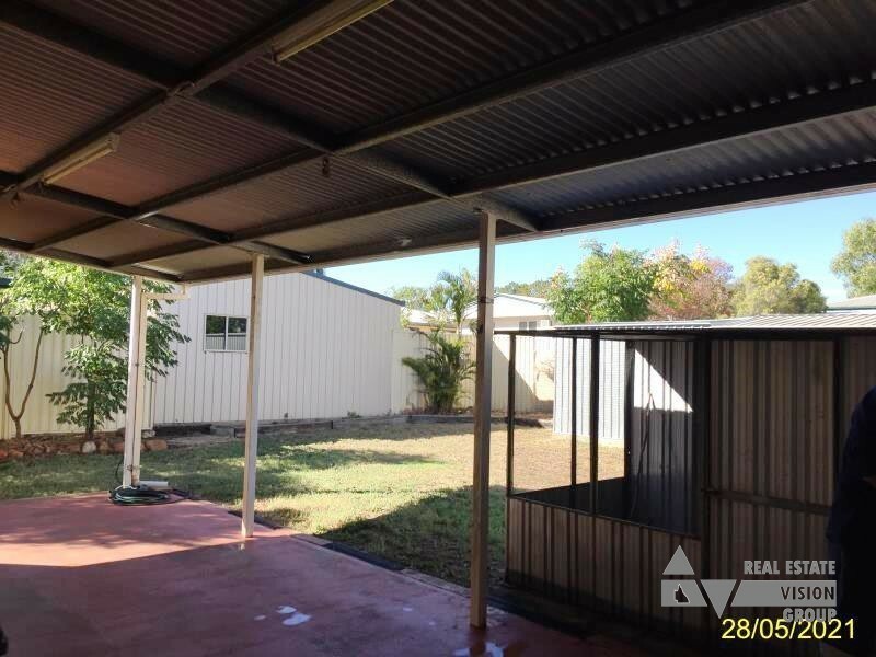 8 Talbot St, Blackwater QLD 4717