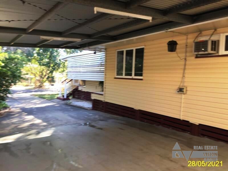 8 Talbot St, Blackwater QLD 4717