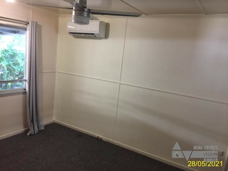 8 Talbot St, Blackwater QLD 4717