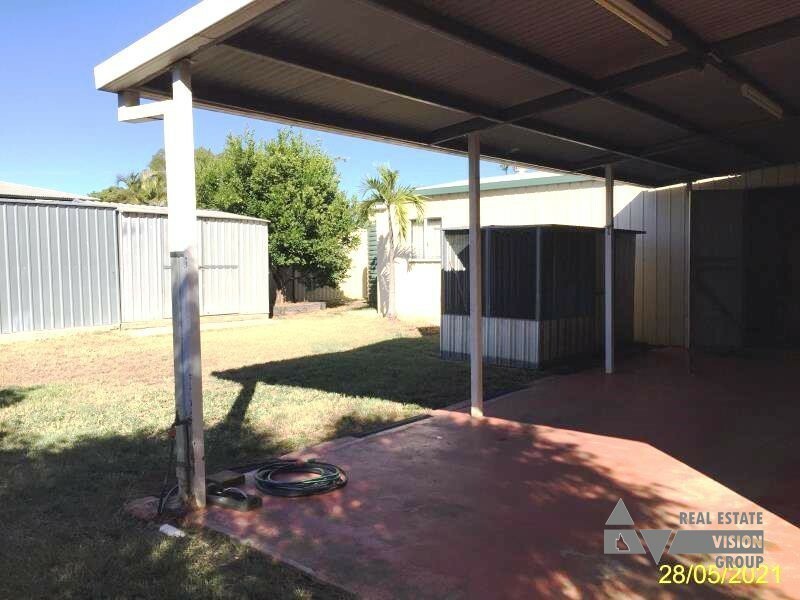 8 Talbot St, Blackwater QLD 4717