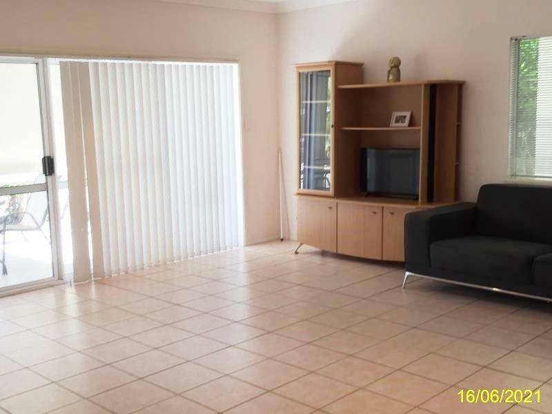 Unit 2/24 Pandanus Dr, Cannonvale QLD 4802