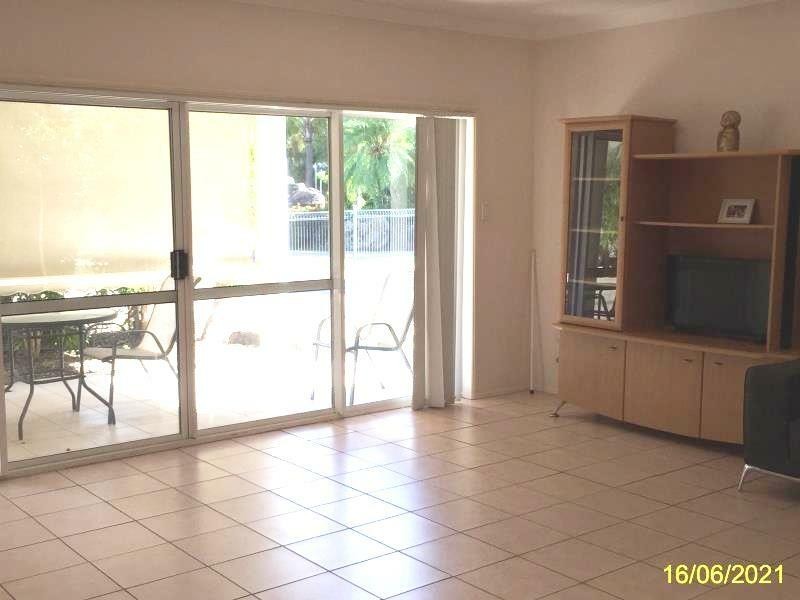 Unit 2/24 Pandanus Dr, Cannonvale QLD 4802