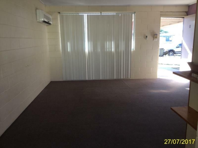 1/20 Quandong St, Blackwater QLD 4717