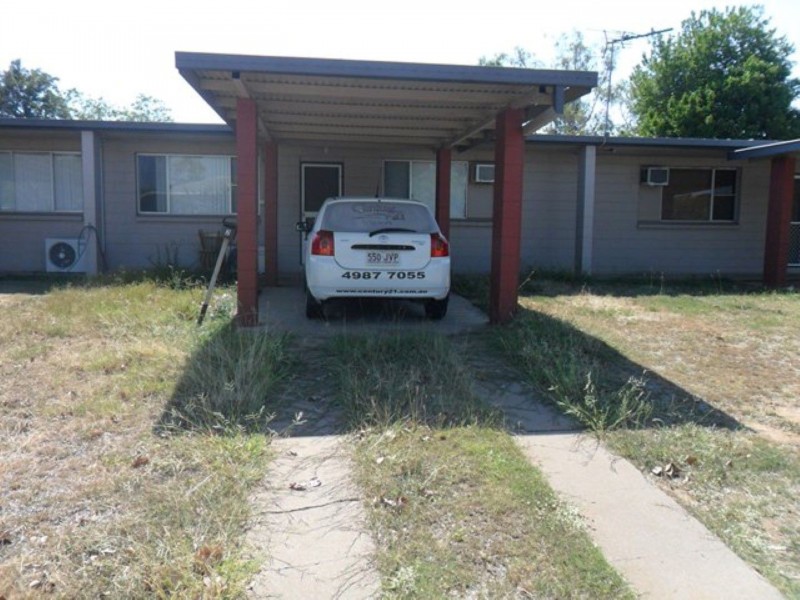 1/20 Quandong St, Blackwater QLD 4717