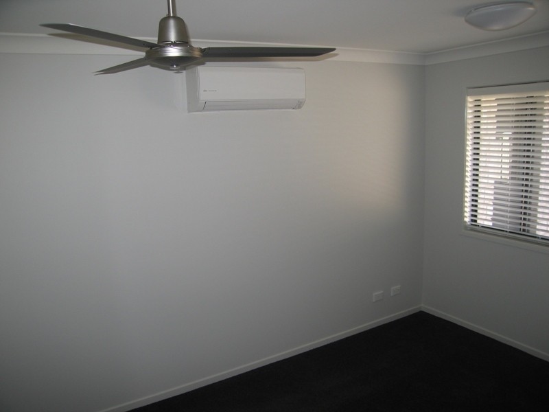 3 Lauren Drive, Emerald QLD 4720