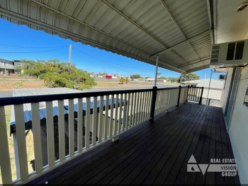 14 Doon St, Blackwater QLD 4717