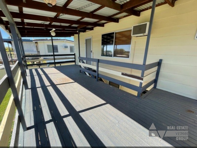 14 Doon St, Blackwater QLD 4717