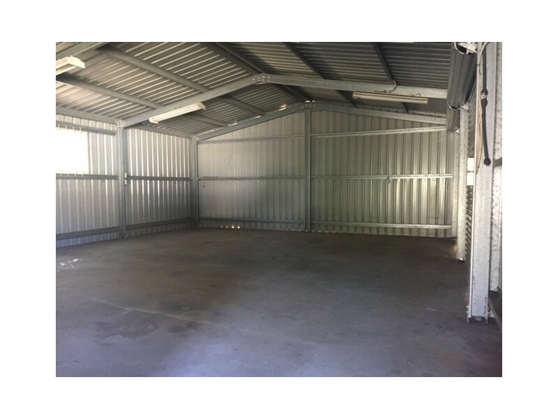 29 Egan St, Emerald QLD 4720