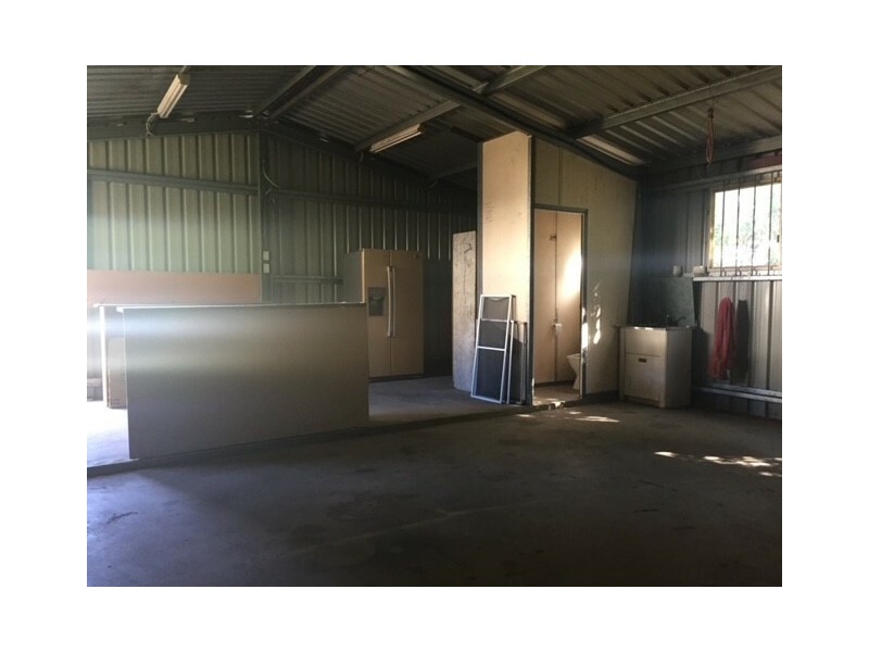 29 Egan St, Emerald QLD 4720