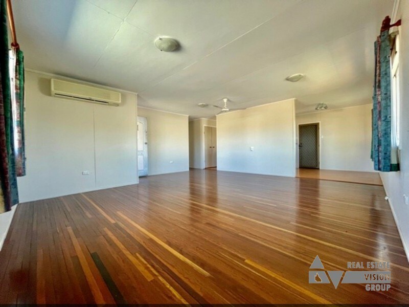 70 Wattle St, Blackwater QLD 4717