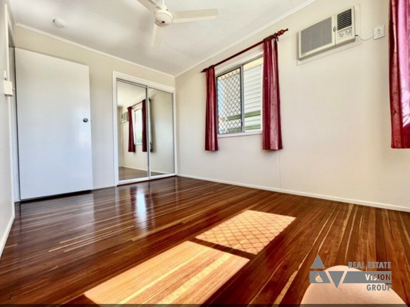 70 Wattle St, Blackwater QLD 4717