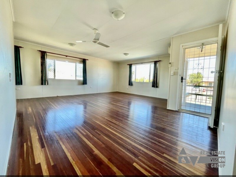 70 Wattle St, Blackwater QLD 4717