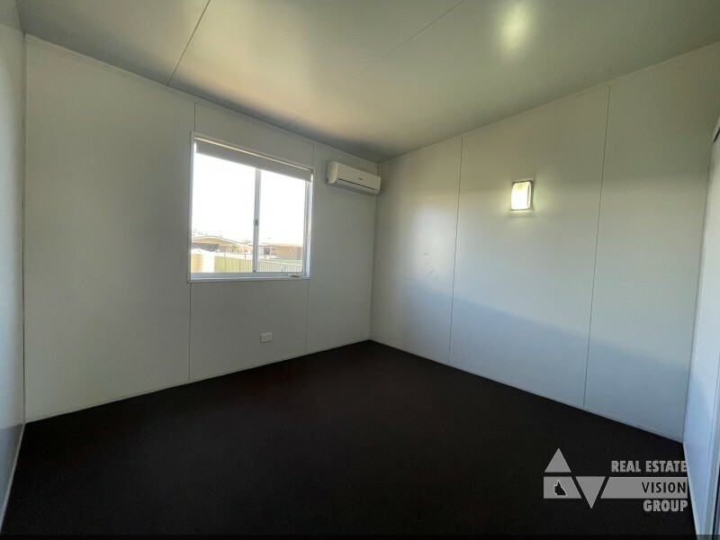 12 Hunter St, Blackwater QLD 4717