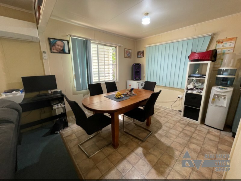 71 Arthur St, Blackwater QLD 4717