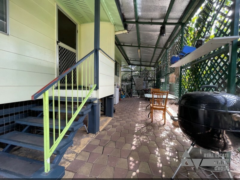 71 Arthur St, Blackwater QLD 4717