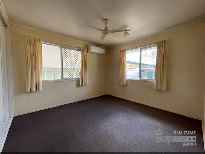 8 Mangrove St, Blackwater QLD 4717