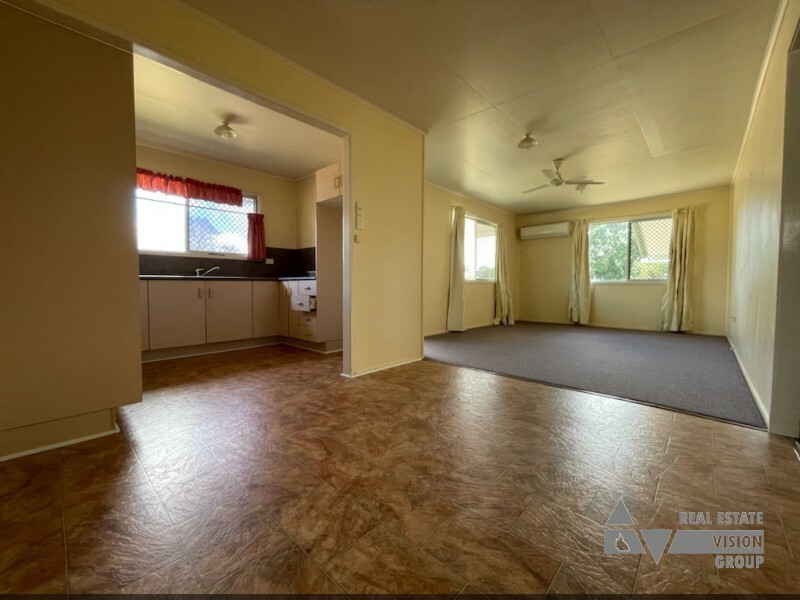 8 Mangrove St, Blackwater QLD 4717