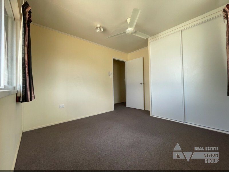 8 Mangrove St, Blackwater QLD 4717