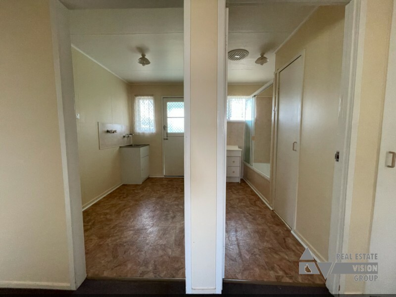 25 Mangrove St, Blackwater QLD 4717