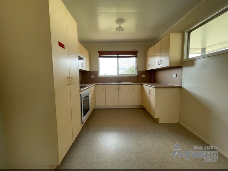 25 Mangrove St, Blackwater QLD 4717