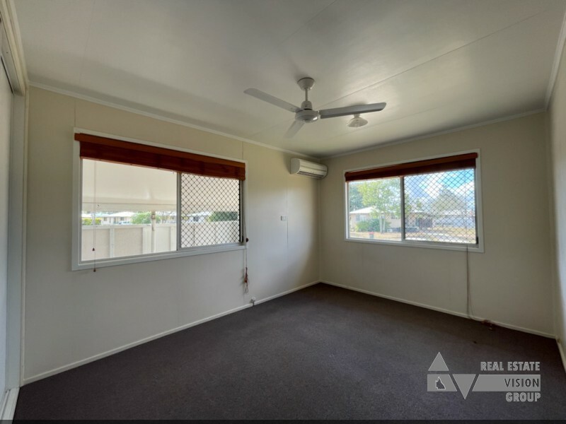 25 Mangrove St, Blackwater QLD 4717