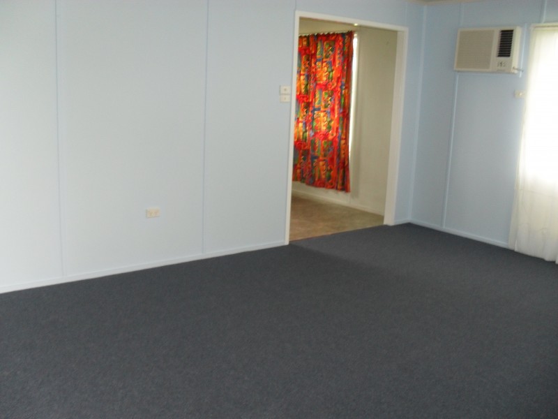 24 Littlefield Street, Blackwater QLD 4717