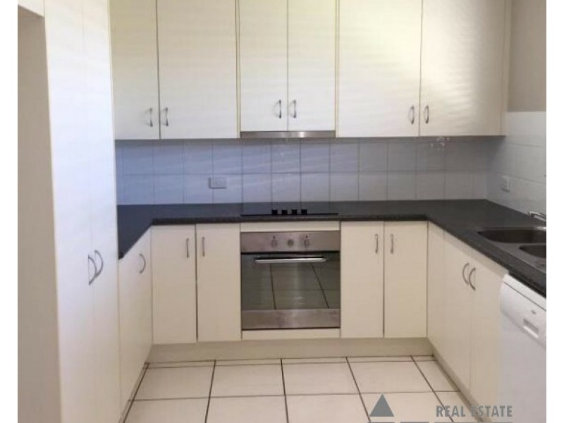 Unit 1/56 Mayfair Dr, Emerald QLD 4720