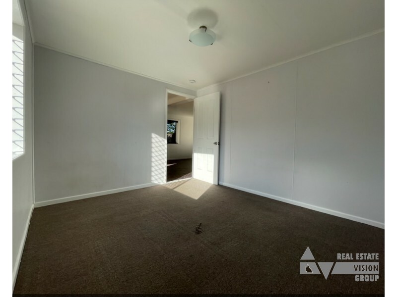 47 Stower St, Blackwater QLD 4717