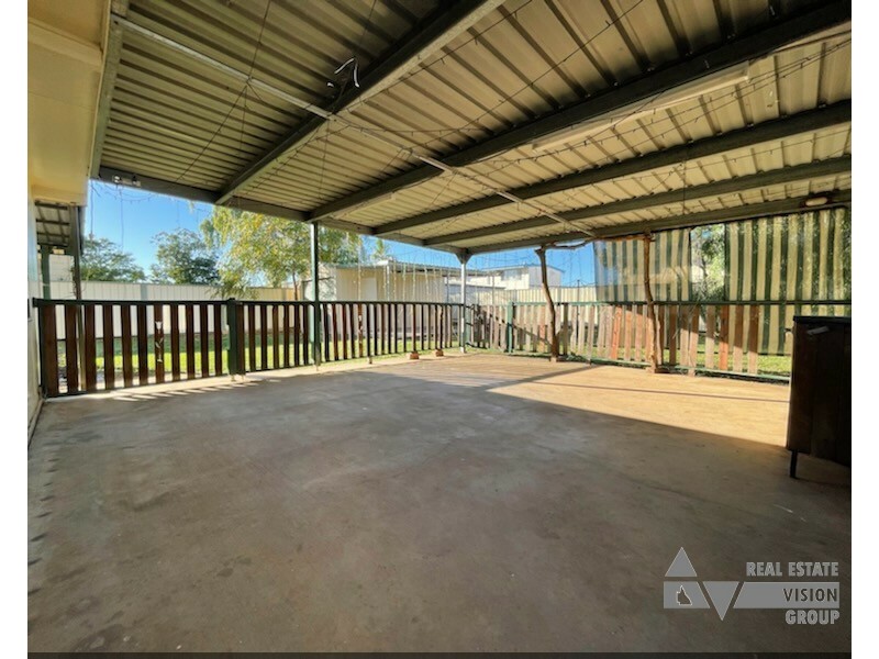 47 Stower St, Blackwater QLD 4717