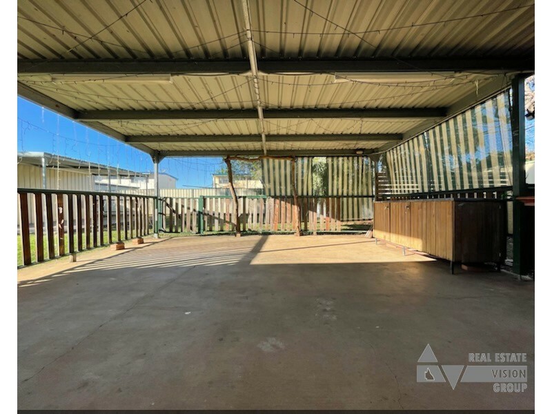 47 Stower St, Blackwater QLD 4717
