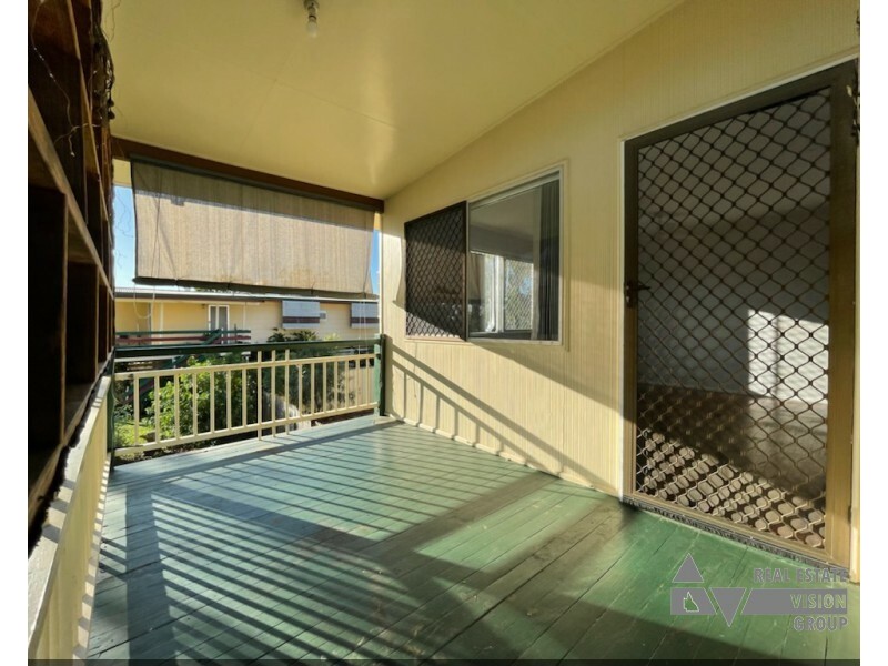 47 Stower St, Blackwater QLD 4717