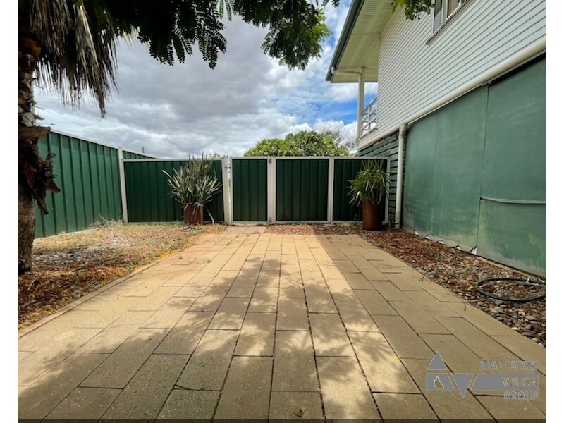 34 Fay Street, Blackwater QLD 4717