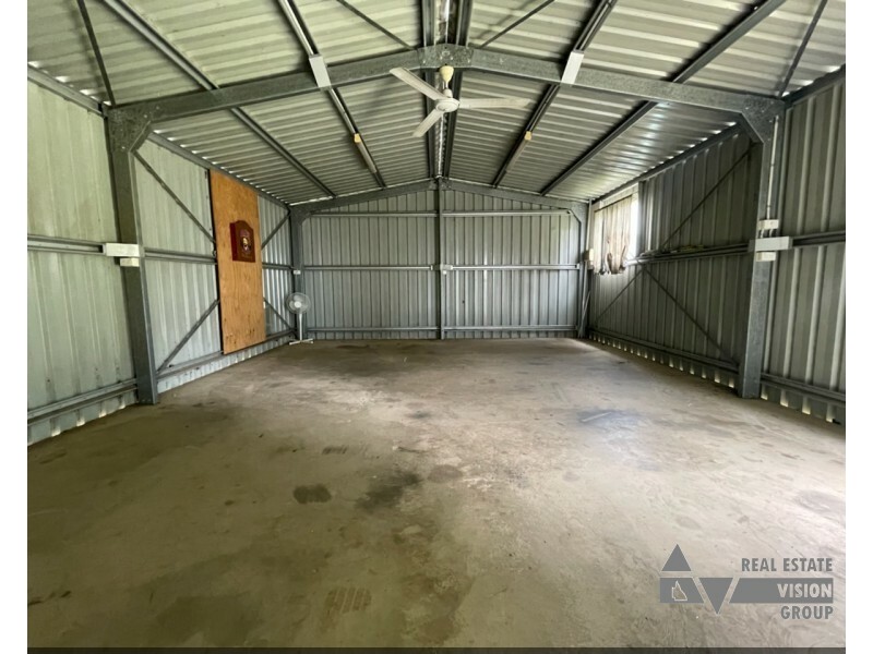 34 Fay Street, Blackwater QLD 4717