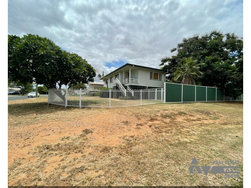 34 Fay Street, Blackwater QLD 4717